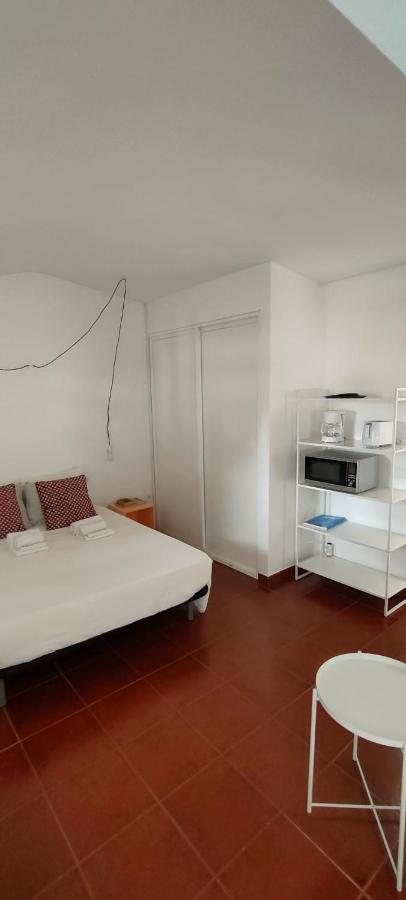 אלבופיירה Algarve Friendly Apartment מראה חיצוני תמונה
